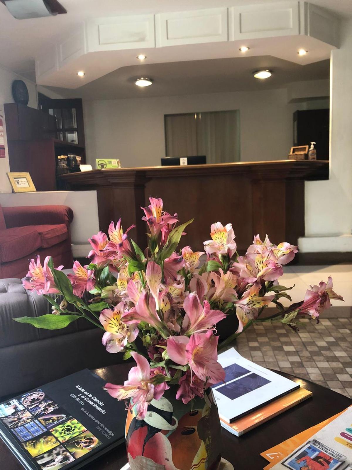 Filatelia Suites & Travel Quito Eksteriør billede